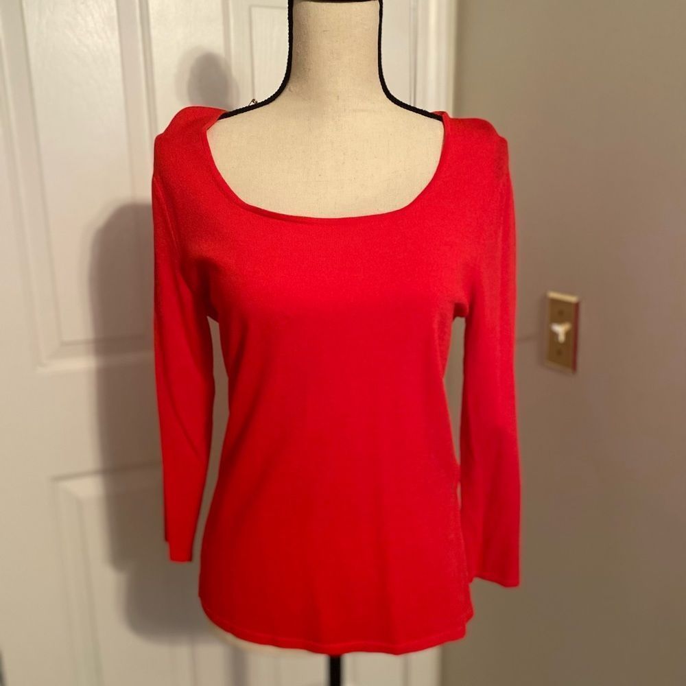 NWT Talbots. Small Top. 80% rayon.
